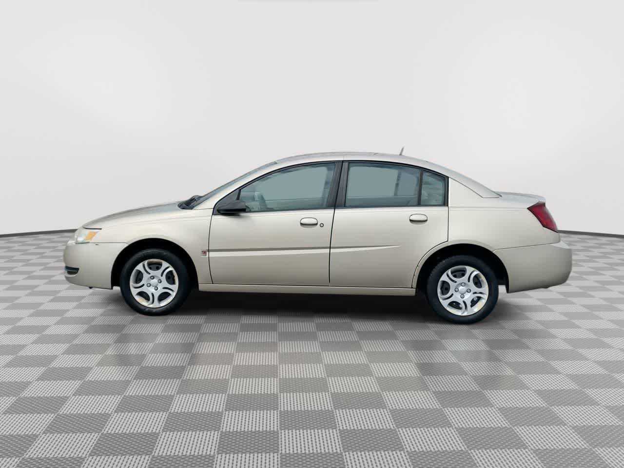 Used 2005 Saturn ION Level 2 w/ Power Pkg FWD image 5