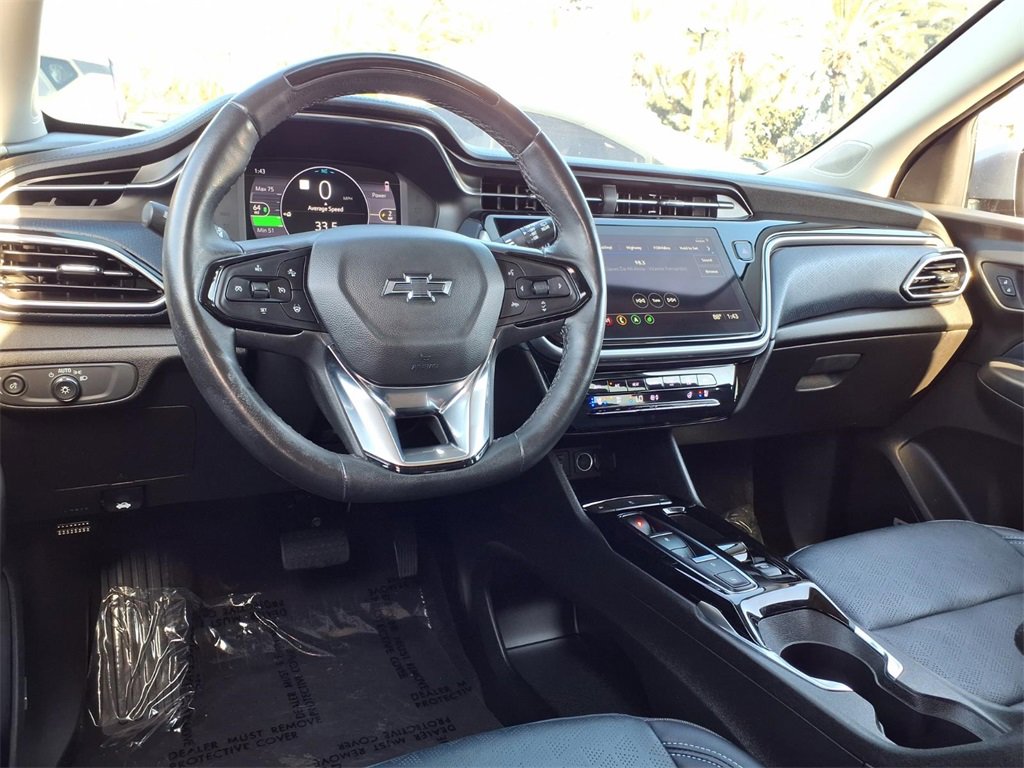 Used 2022 Chevrolet Bolt EUV Premier w/ Sun & Sound Package image 14