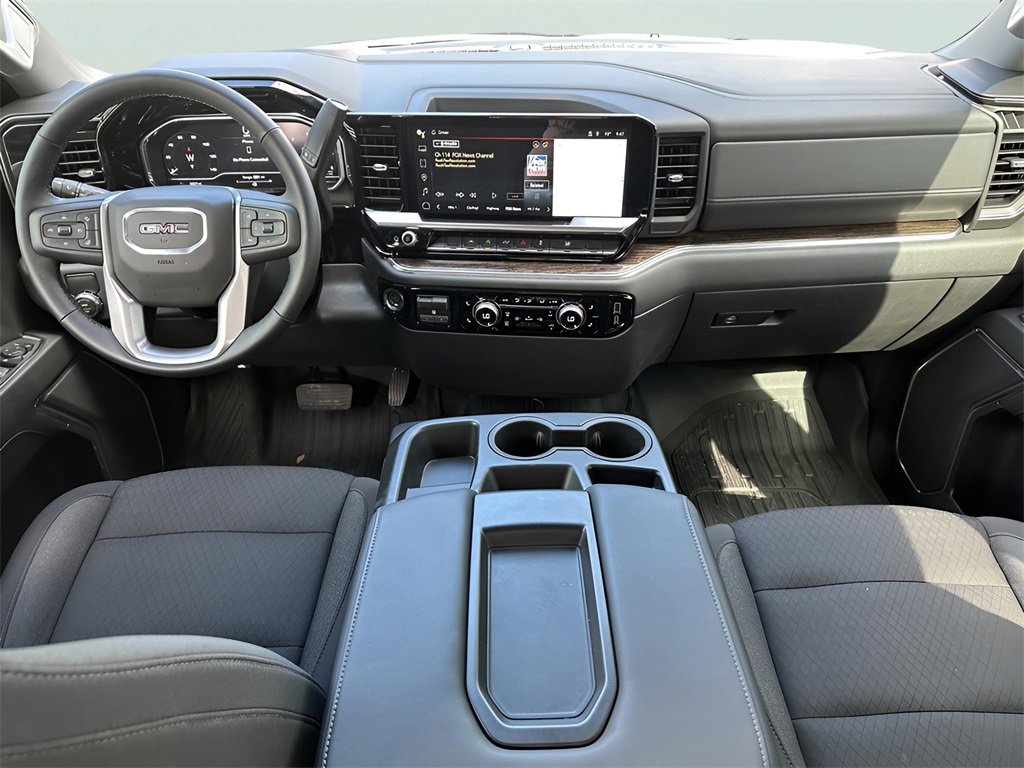 New 2025 GMC Sierra 1500 Elevation image 15