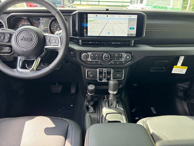 New 2027 Jeep Wrangler Unlimited Sahara AWD/4WD image 10