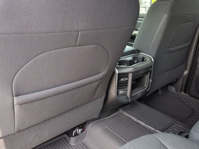 New 2026 RAM 3500 Big Horn AWD/4WD image 19