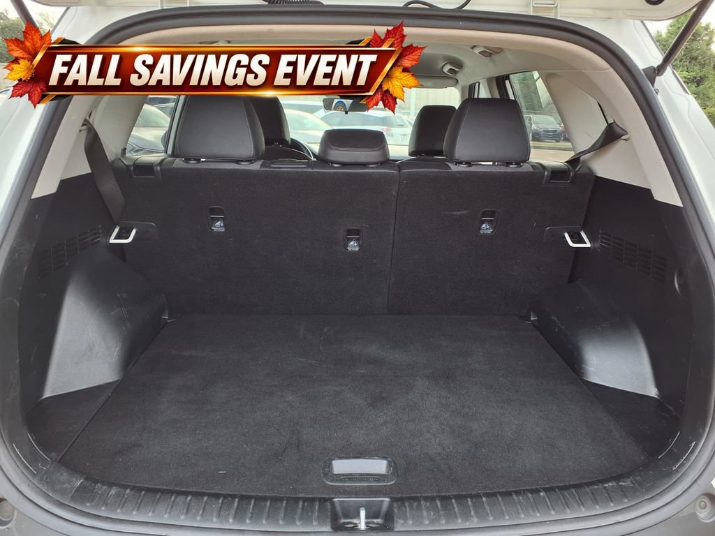 Used 2023 Kia Seltos S FWD image 12