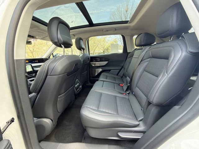 New 2026 Lincoln Nautilus Reserve AWD/4WD image 24