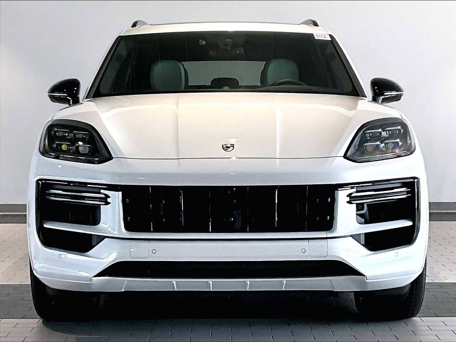 New 2026 Porsche Cayenne Turbo image 10
