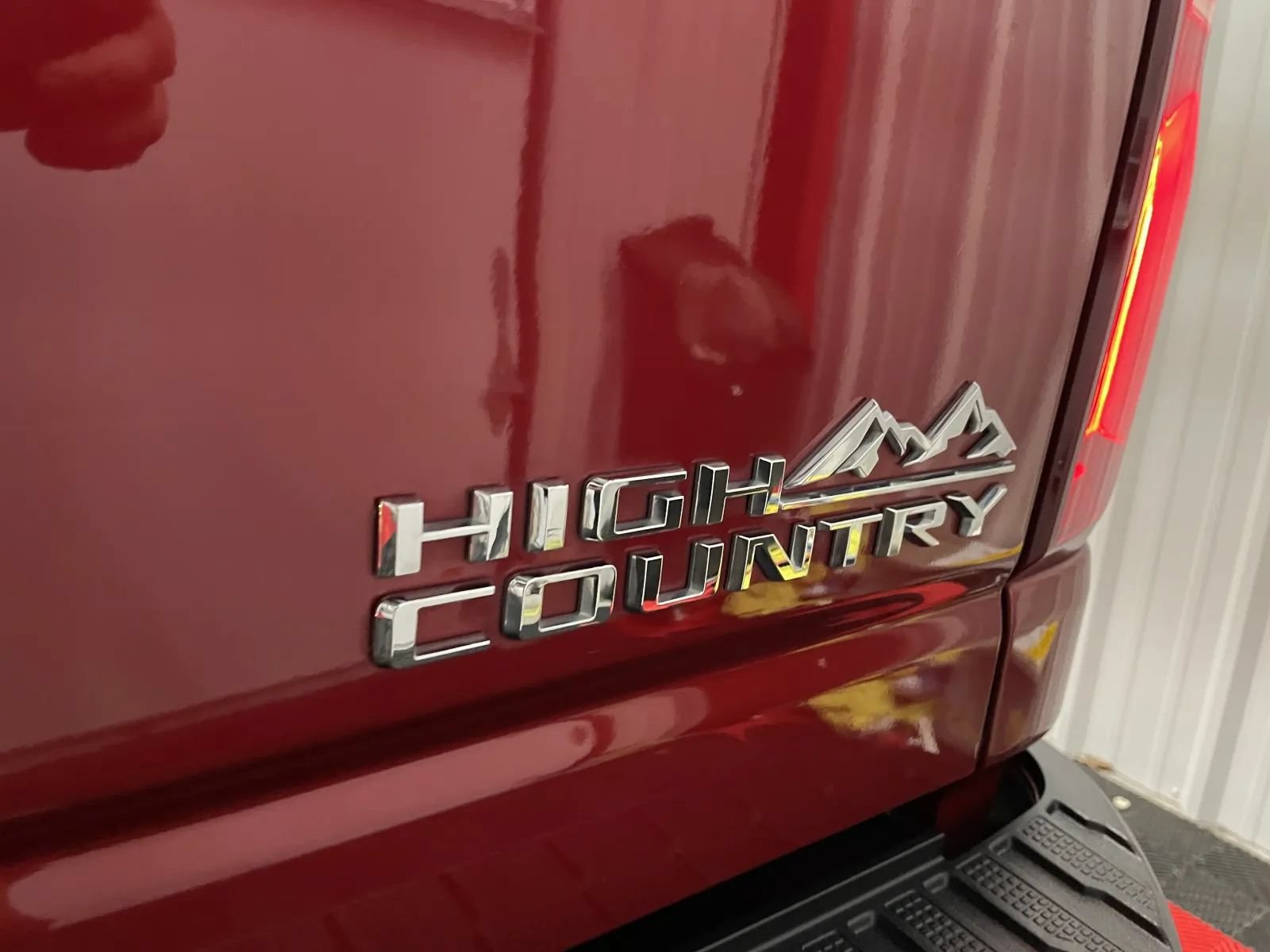 Used 2020 Chevrolet Silverado 3500 High Country w/ Z71 Off-Road Package AWD/4WD image 16