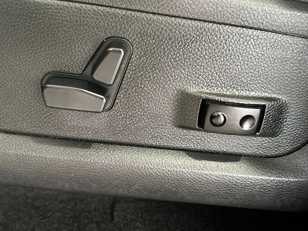 Used 2017 RAM 1500 Big Horn image 38