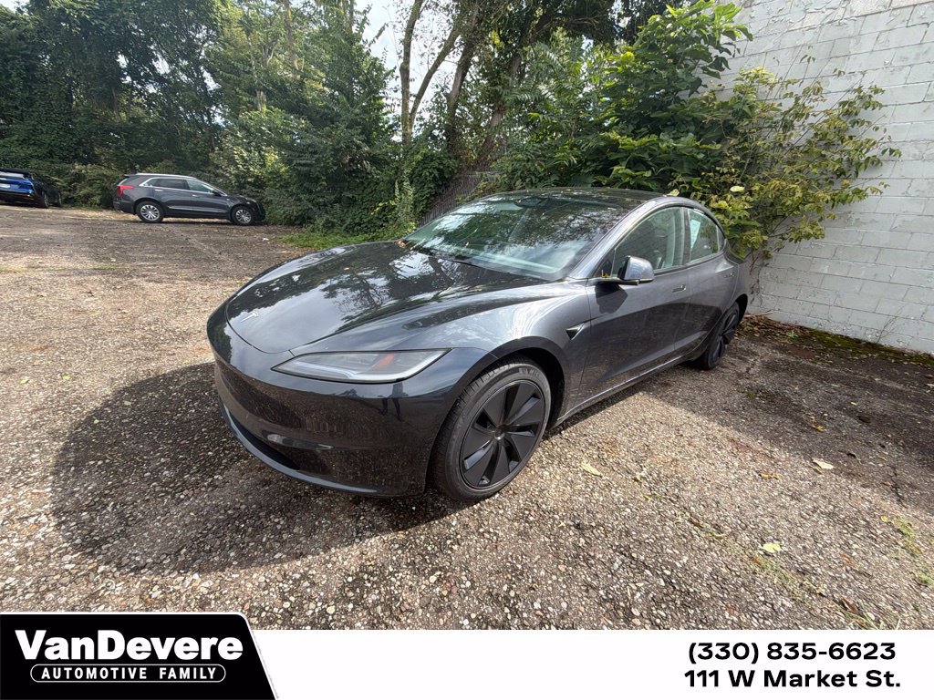 Used 2025 Tesla Model 3 Long Range RWD image 1