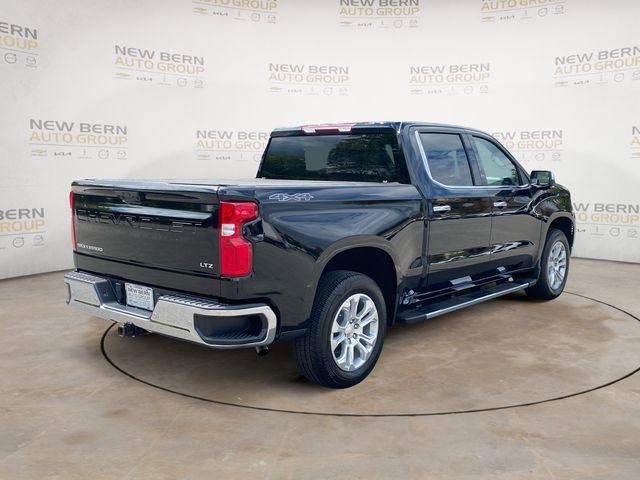 Used 2025 Chevrolet Silverado 1500 LTZ AWD/4WD image 5