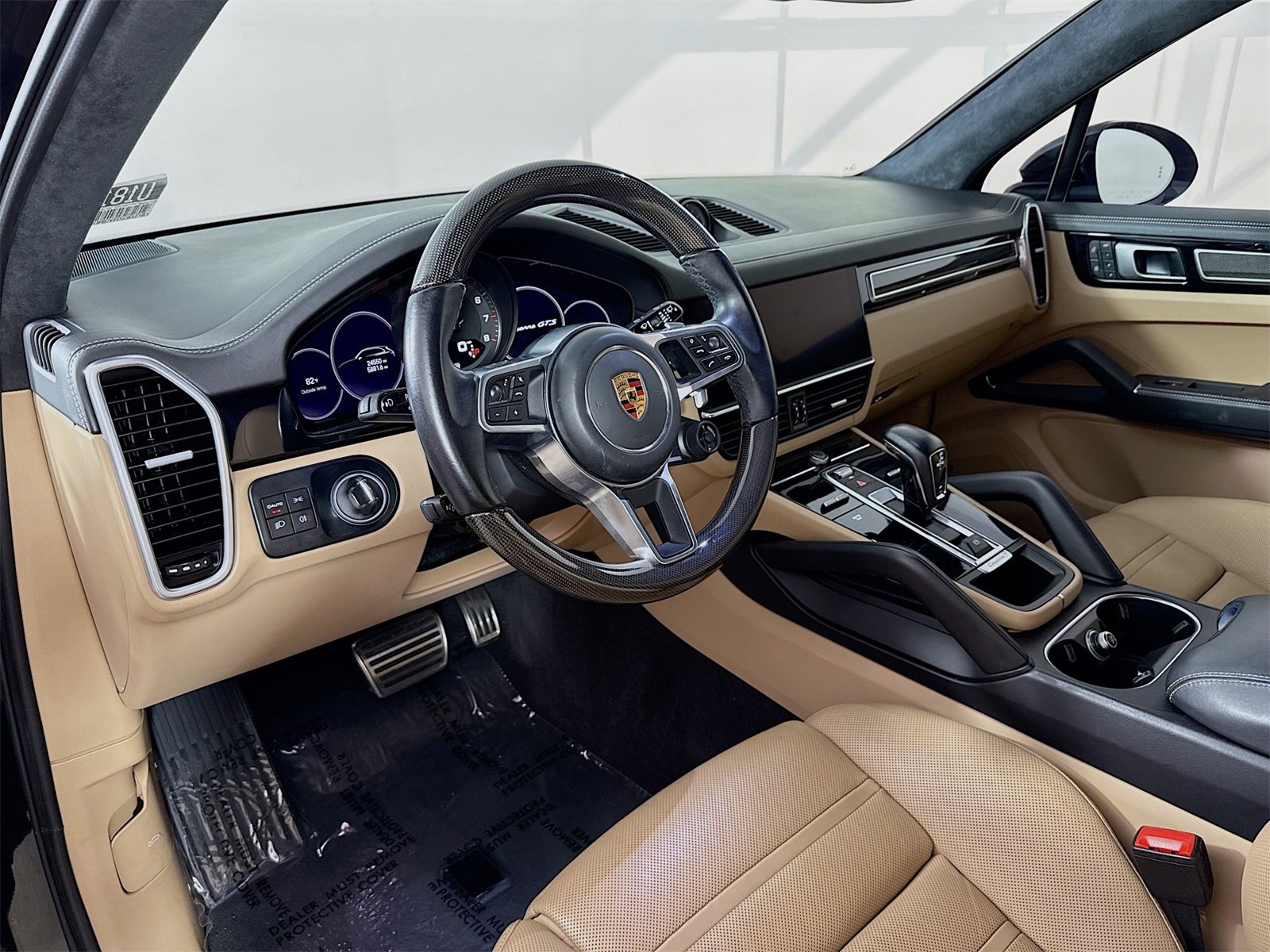 Certified 2022 Porsche Cayenne GTS image 4