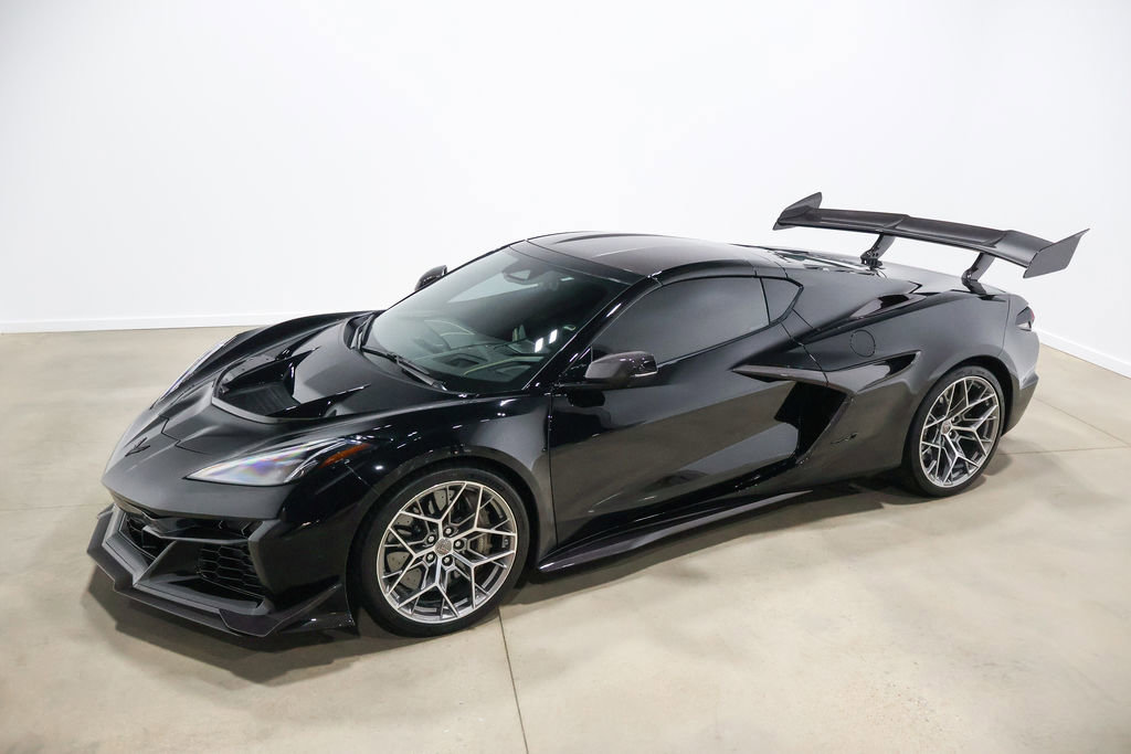 Used 2026 Chevrolet Corvette ZR1 w/ ZR1 Carbon Fiber Aero Package image 20