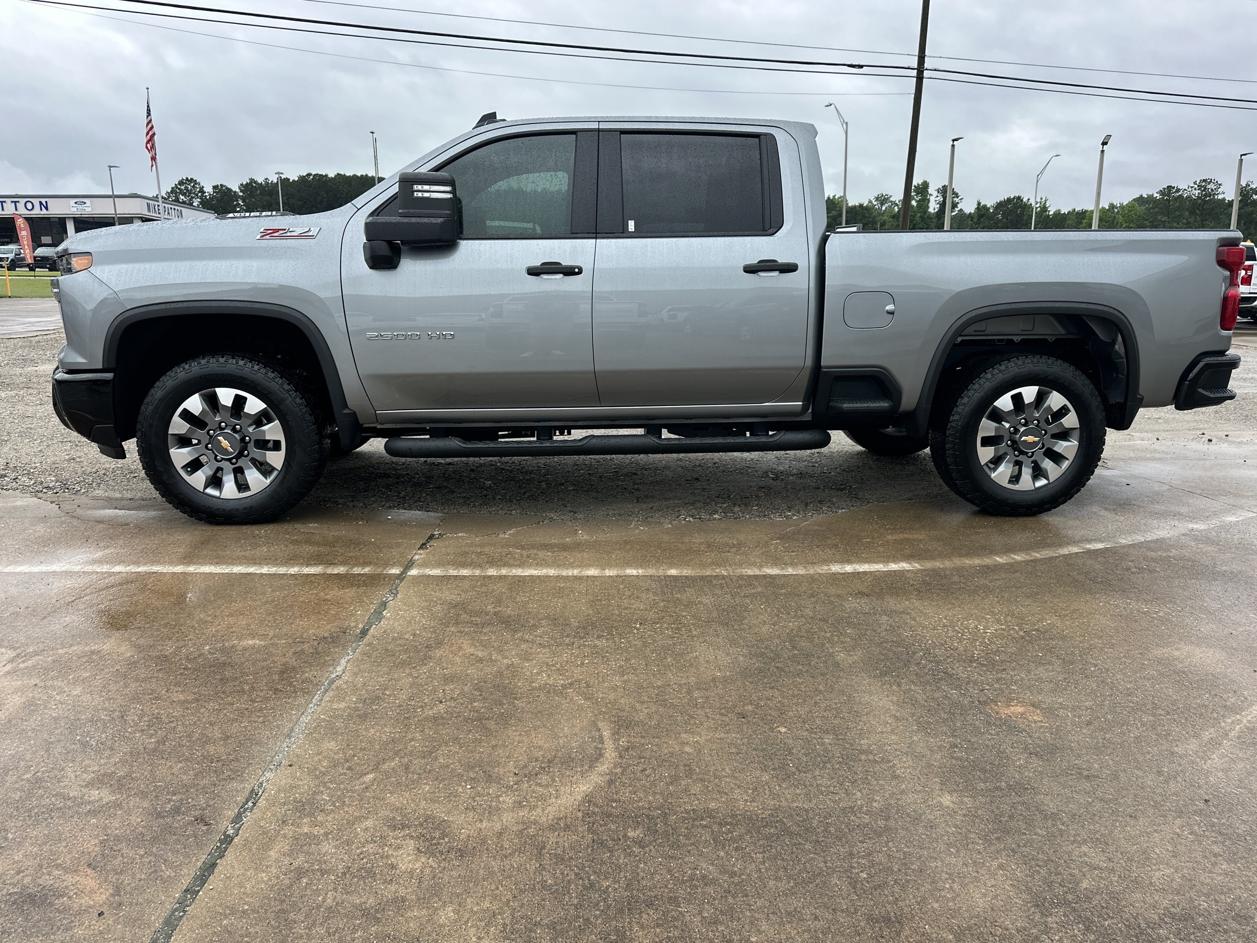Certified 2026 Chevrolet Silverado 2500 Custom w/ Custom Value Package AWD/4WD image 9