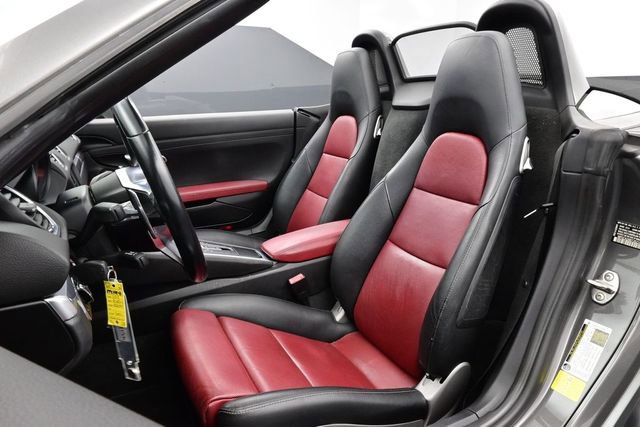 Certified 2018 Porsche 718 Boxster RWD image 5