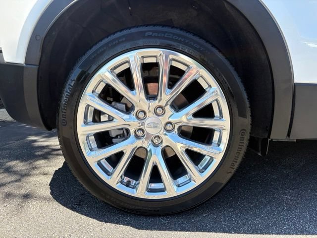 Certified 2023 Cadillac XT4 Premium Luxury w/ Enhanced Visibility Package AWD/4WD image 15