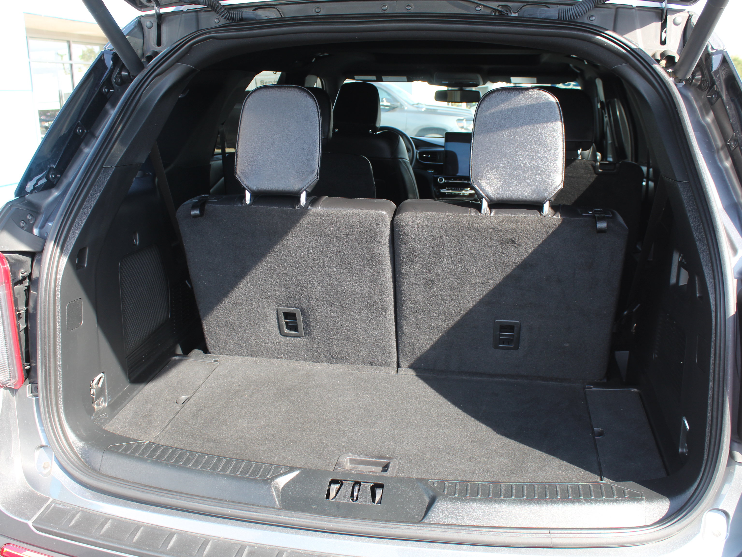 Used 2023 Ford Explorer ST w/ Equipment Group 401A AWD/4WD image 32
