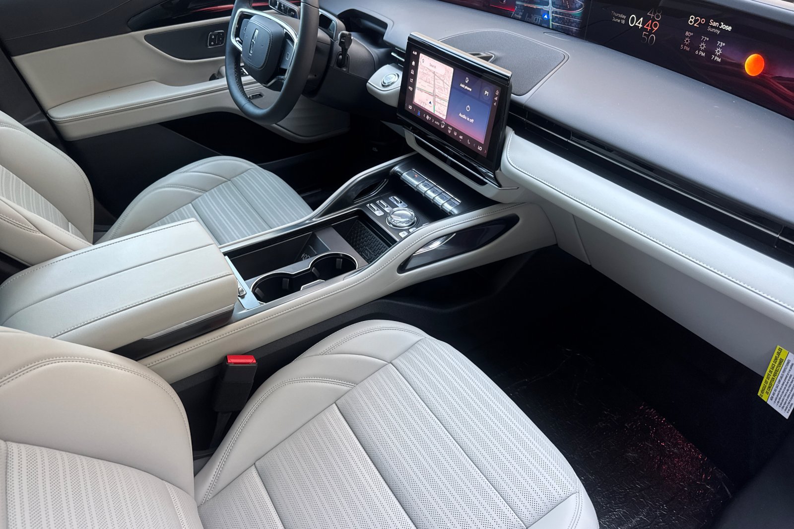 New 2026 Lincoln Nautilus Reserve AWD/4WD image 12