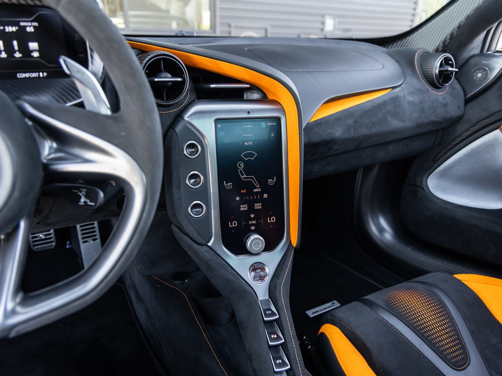 Used 2024 McLaren 750S Spider RWD image 31