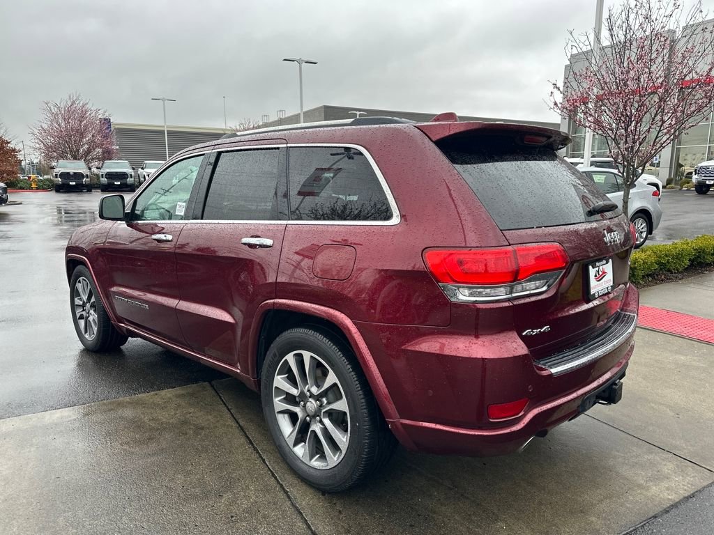Used 2017 Jeep Grand Cherokee Overland w/ Jeep Active Safety Group image 3