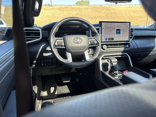 Used 2025 Toyota Tundra Platinum AWD/4WD image 16