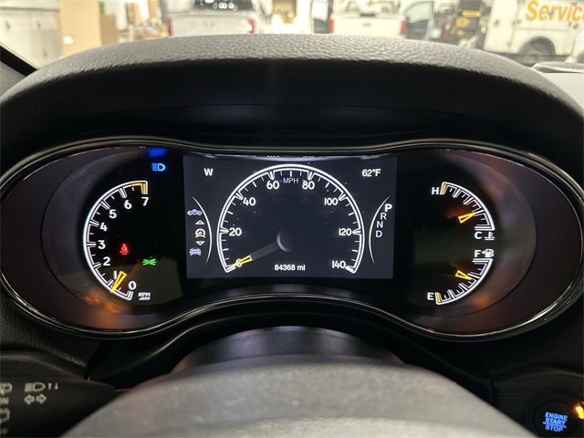 Used 2019 Jeep Grand Cherokee Limited w/ Luxury Group II image 14