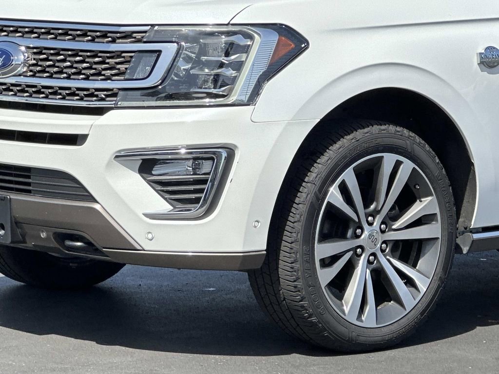 Used 2020 Ford Expedition Max King Ranch w/ Cargo Package AWD/4WD image 8