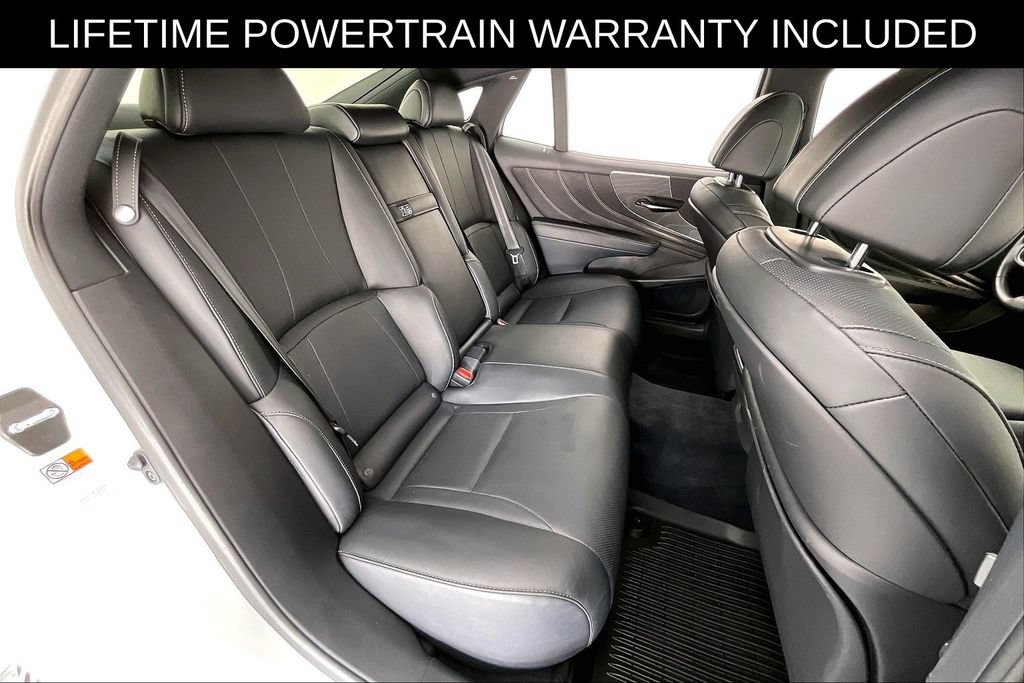 Used 2024 Lexus LS 500 RWD image 37
