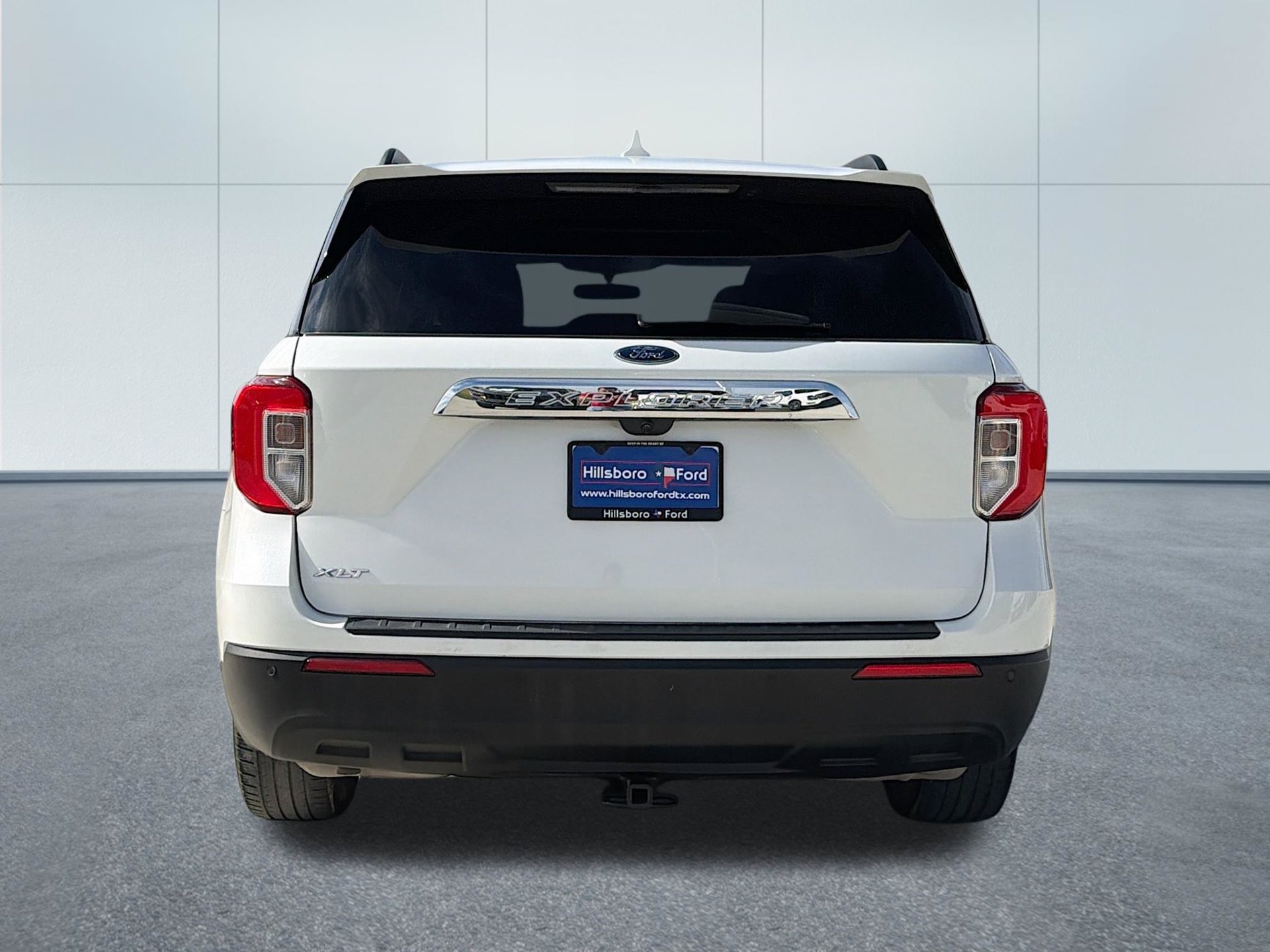 Used 2023 Ford Explorer XLT RWD image 6