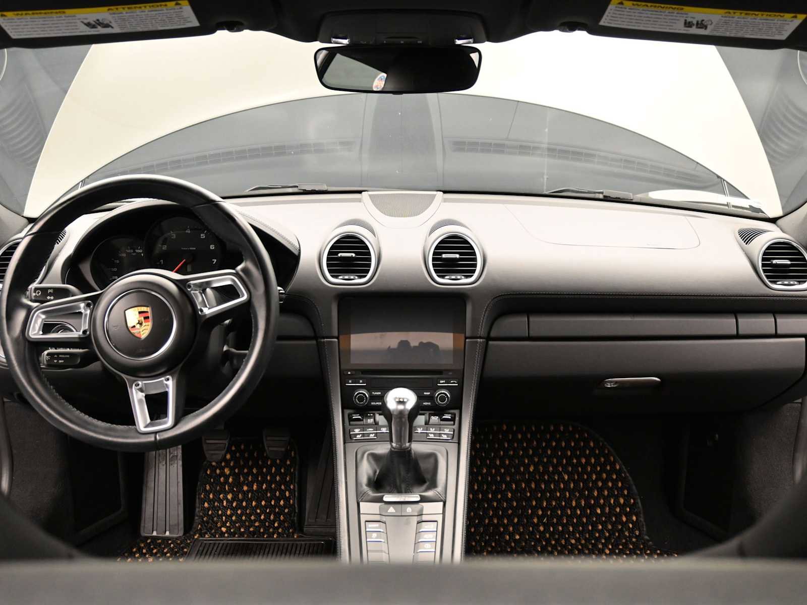 Certified 2022 Porsche 718 Cayman image 8