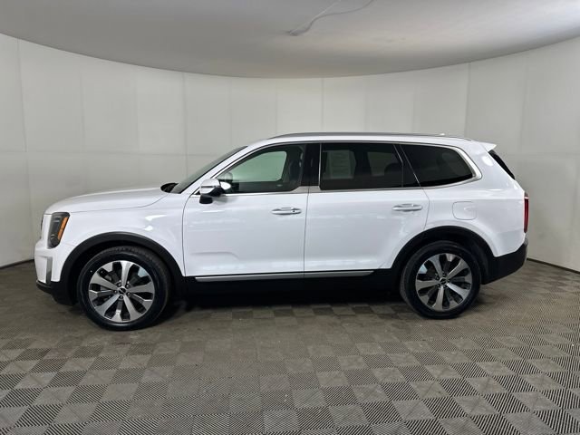 Used 2022 Kia Telluride S image 6