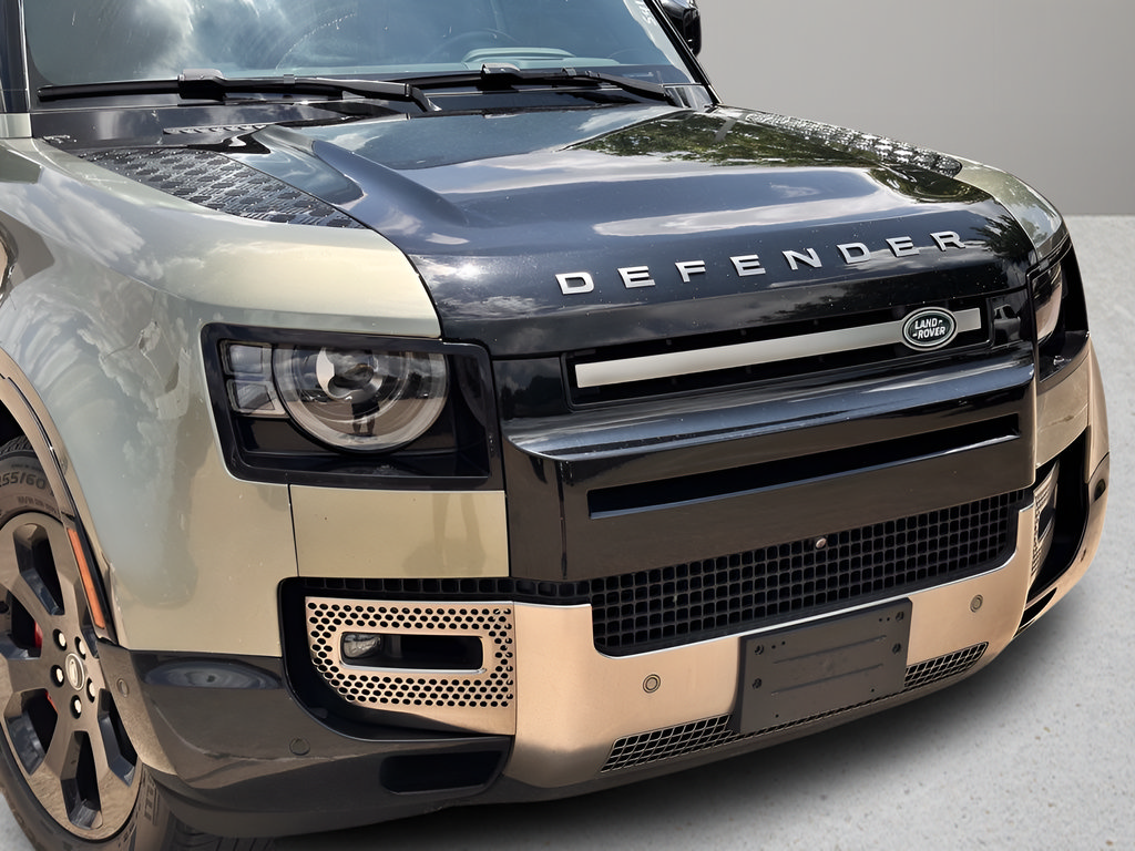 Used 2023 Land Rover Defender 110 X AWD/4WD image 24