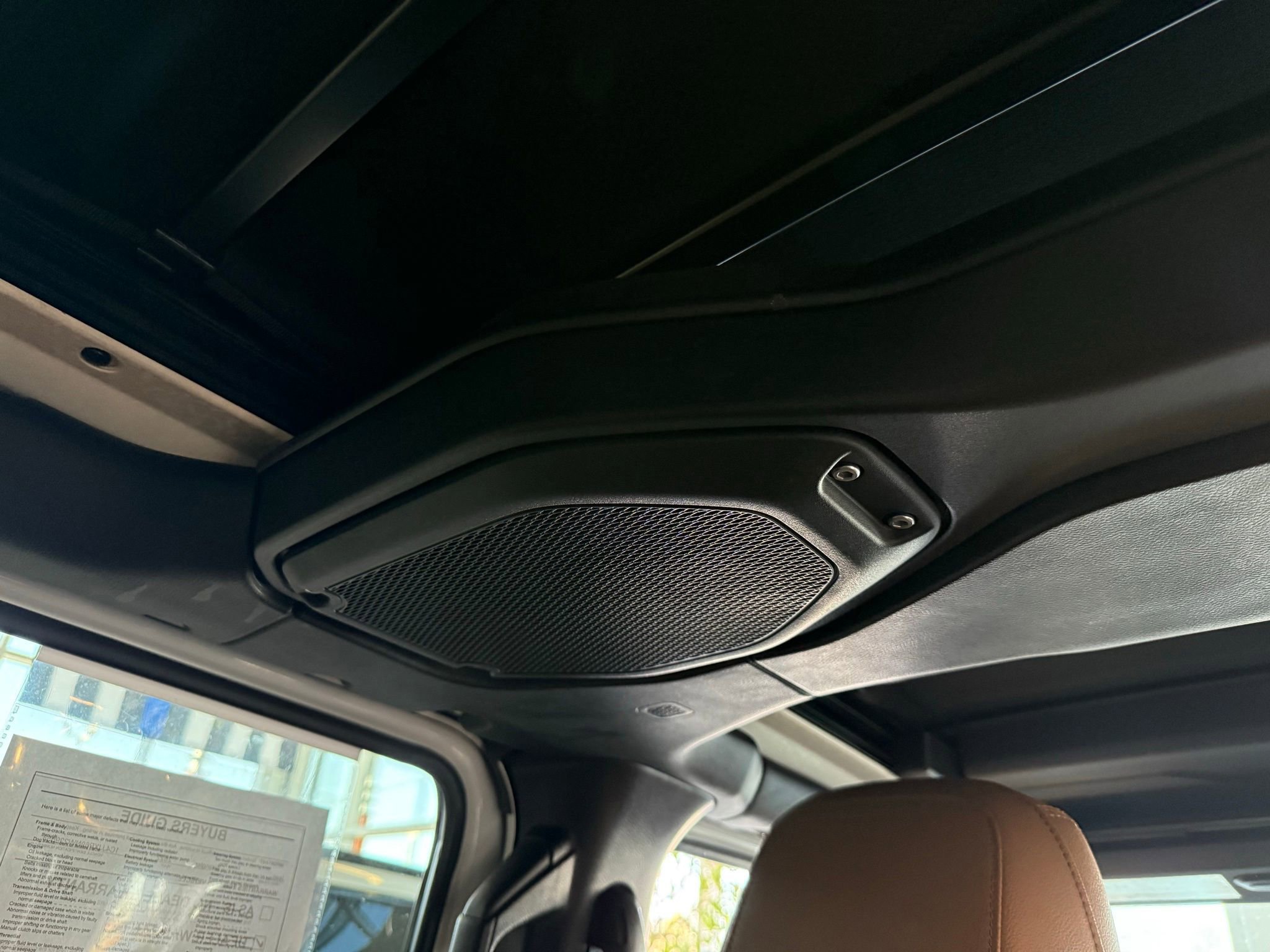 Used 2022 Jeep Wrangler Unlimited Sahara w/ Cold Weather Group image 35