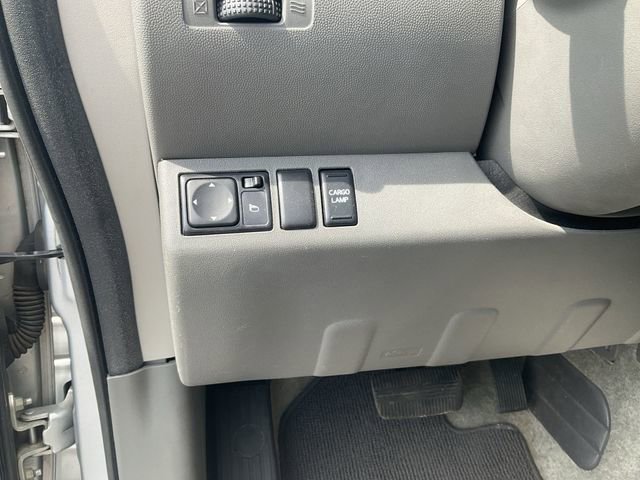 Used 2016 Nissan Frontier SV w/ SV Value Truck Package RWD image 17