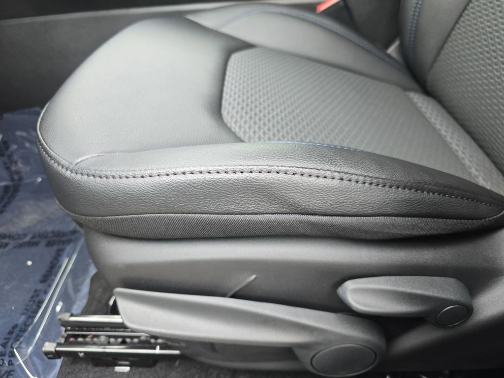 New 2026 Jeep Compass Latitude image 29