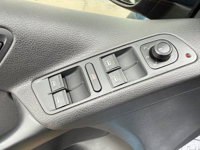 Used 2017 Volkswagen Tiguan Limited w/ Premium Package FWD image 14