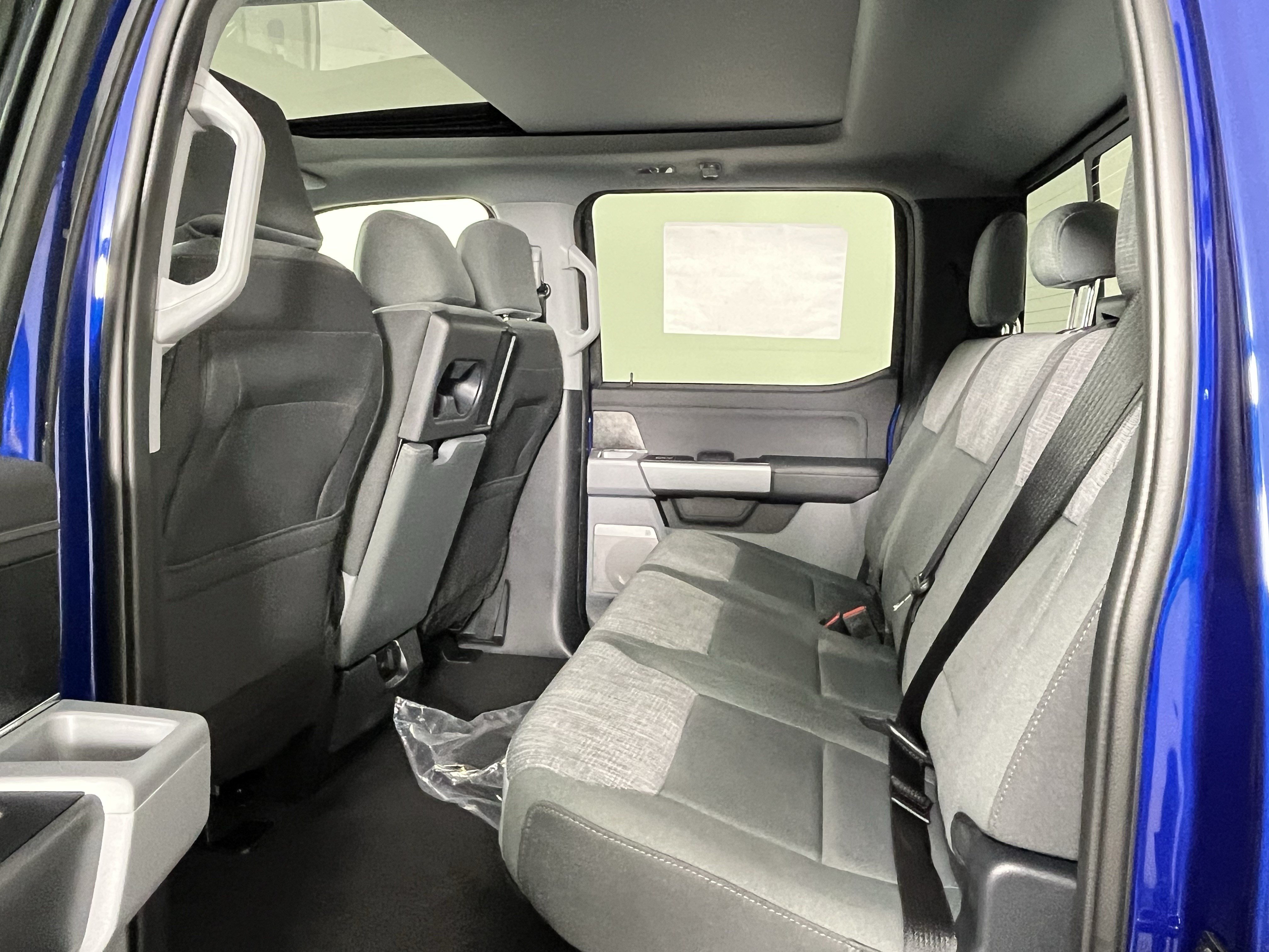 New 2026 Ford F250 XLT w/ XLT Premium Package AWD/4WD image 14