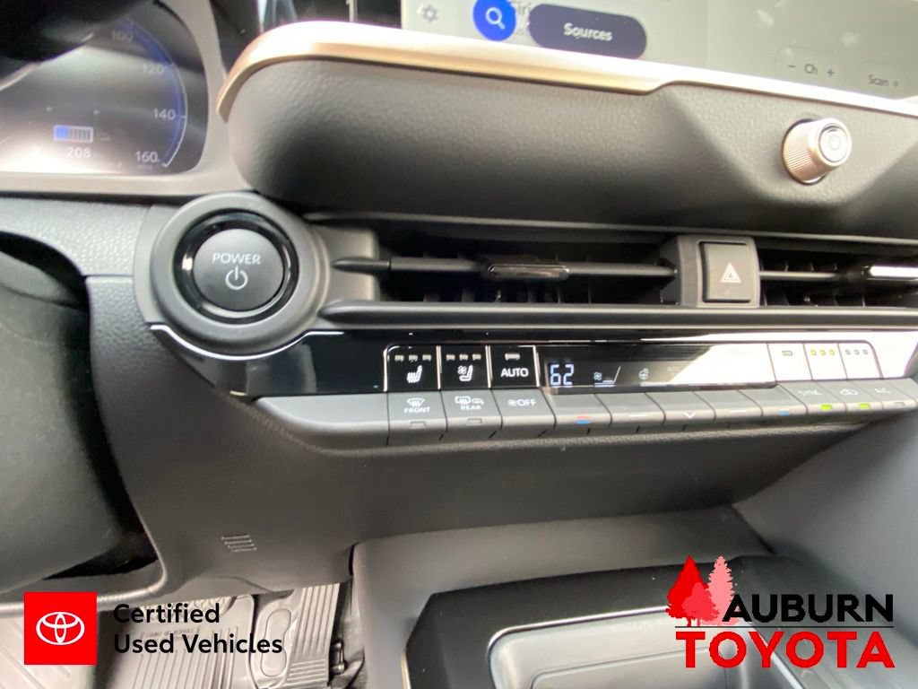 Certified 2026 Toyota Crown Signia AWD/4WD image 42