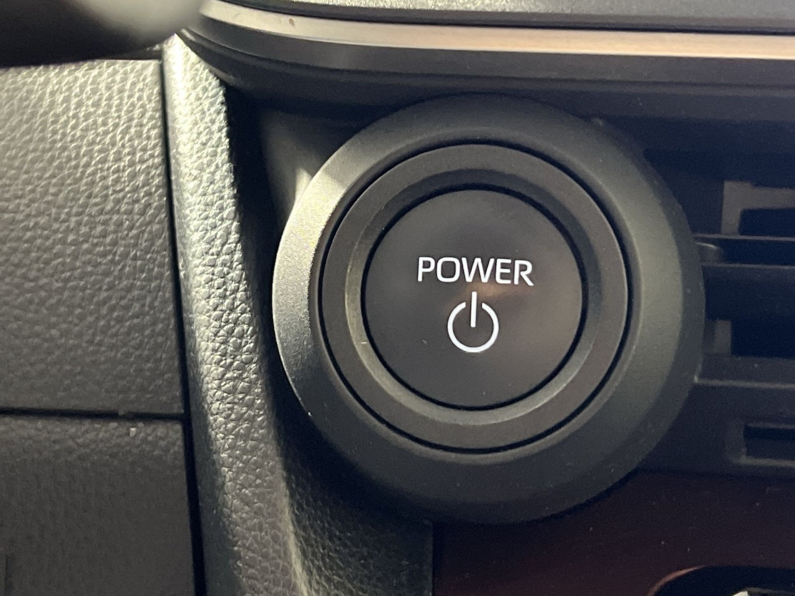 Used 2023 Toyota Prius Prime FWD image 35