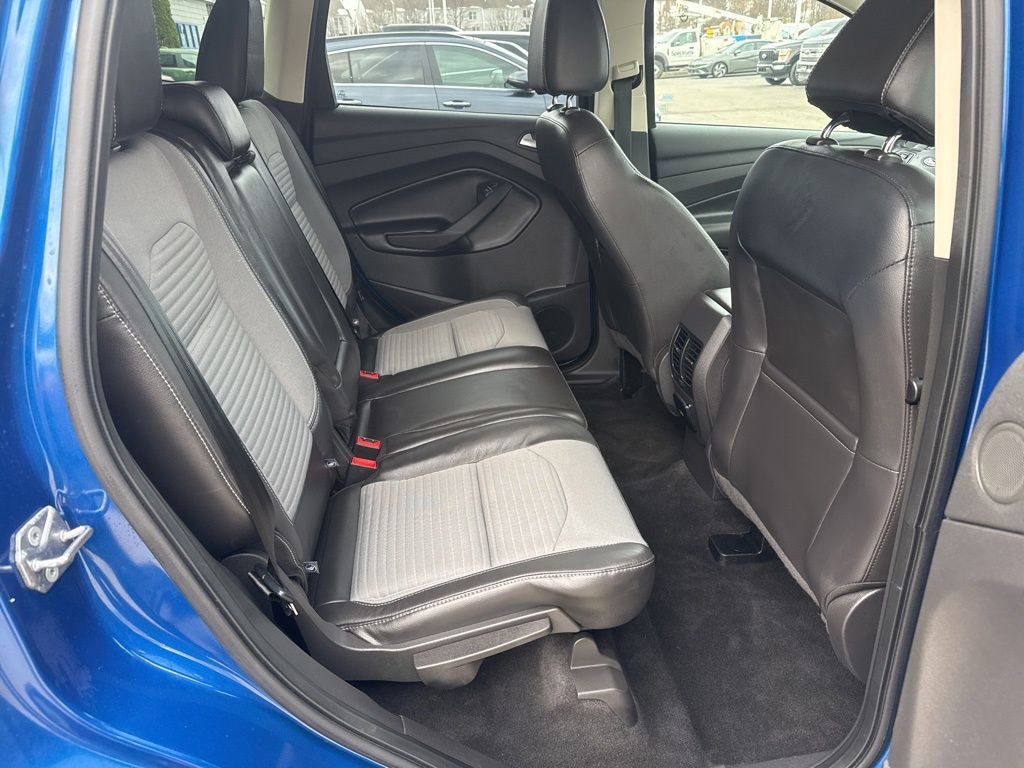 Used 2017 Ford Escape Titanium image 41