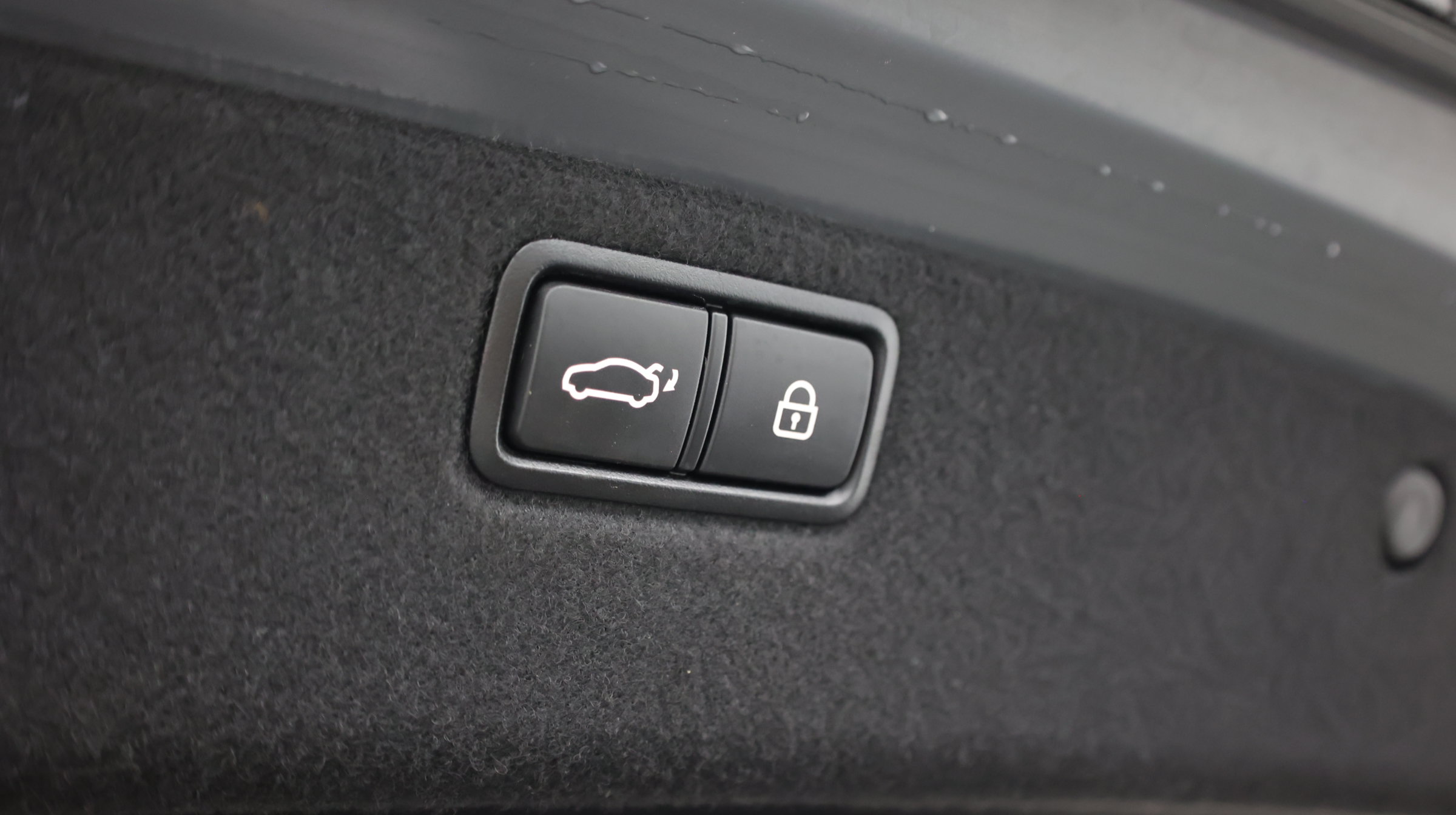 Used 2019 Genesis G80 3.3T Sport RWD image 43