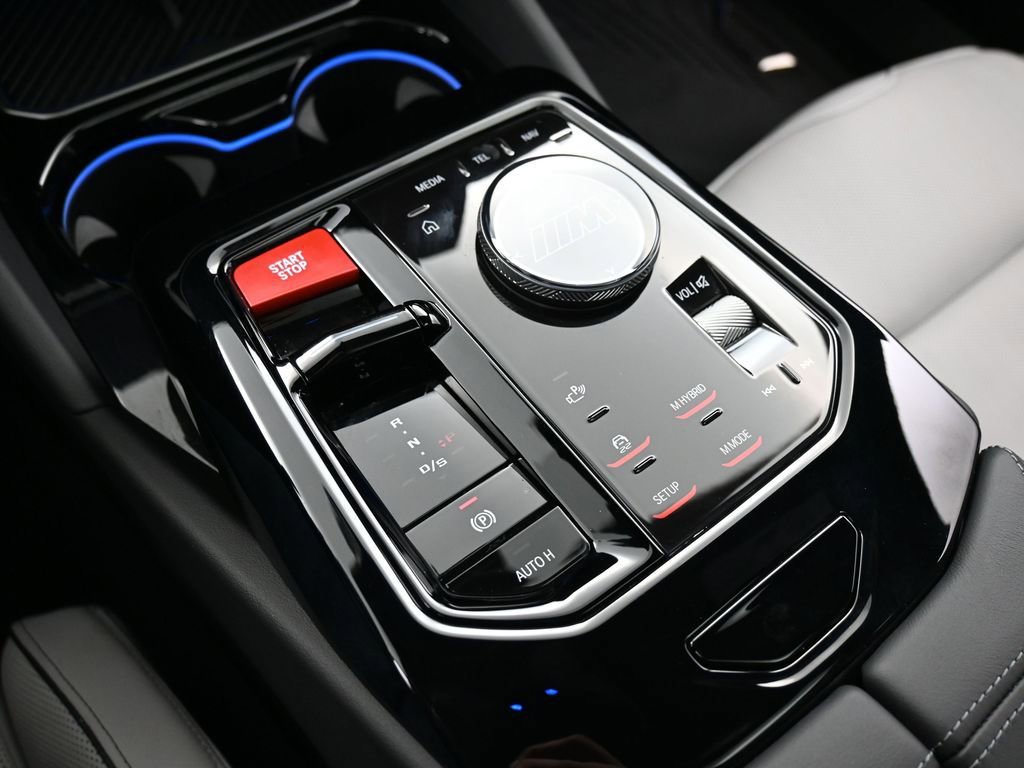 Used 2025 BMW M5 Touring image 23