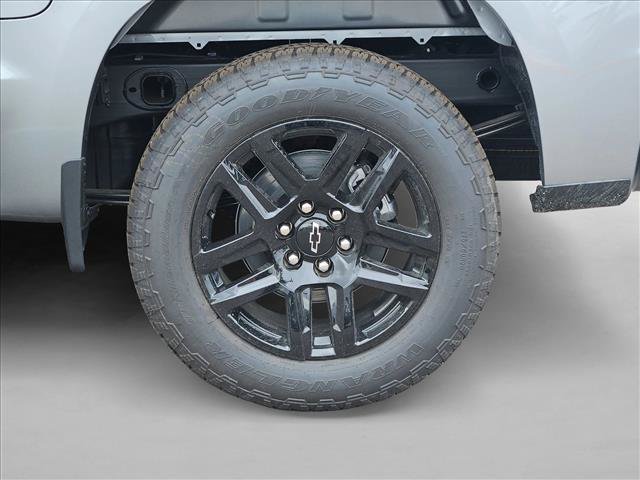 New 2026 Chevrolet Silverado 1500 Custom w/ Turbomax Blackout Package AWD/4WD image 10