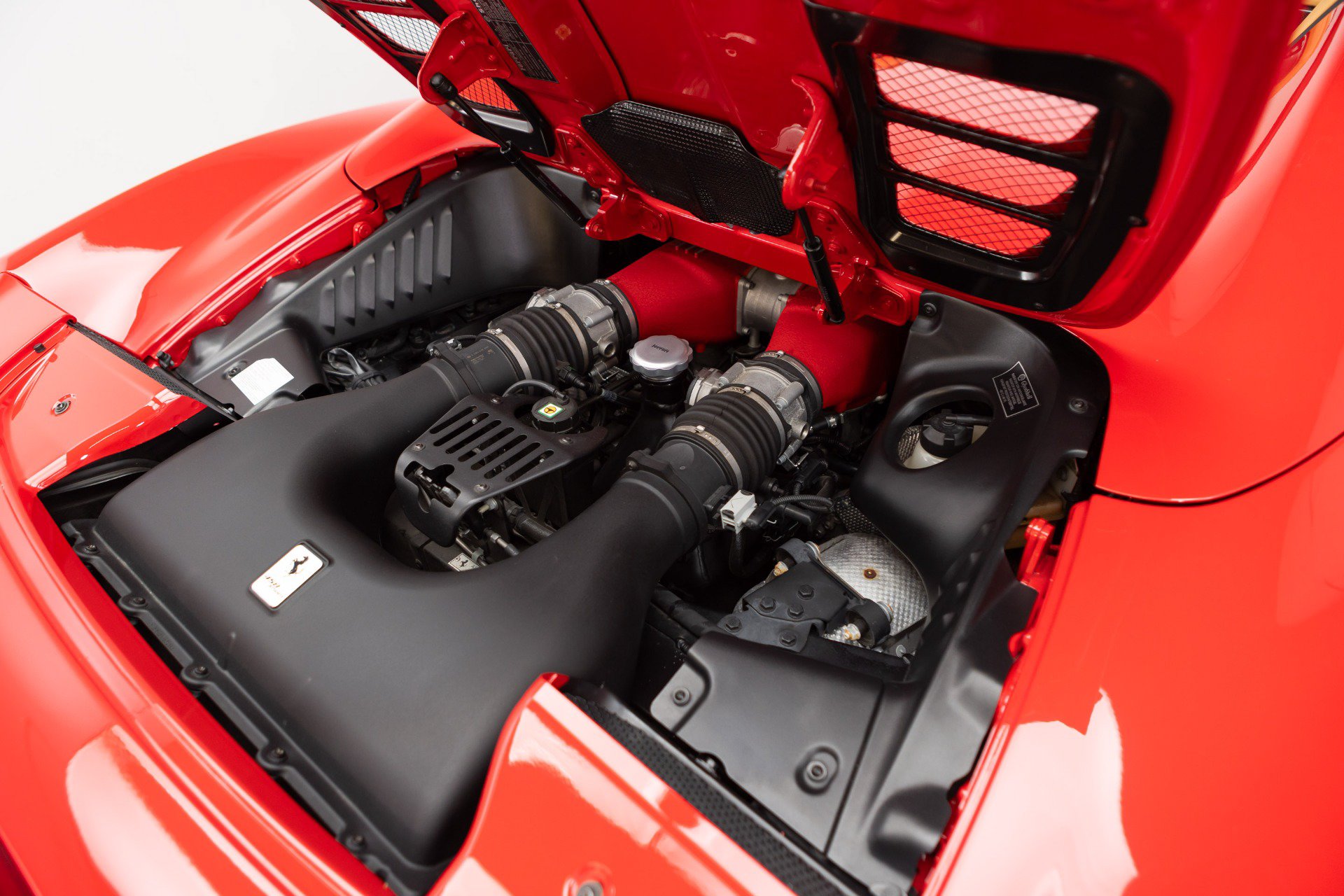 Certified 2014 Ferrari 458 Spider RWD image 89