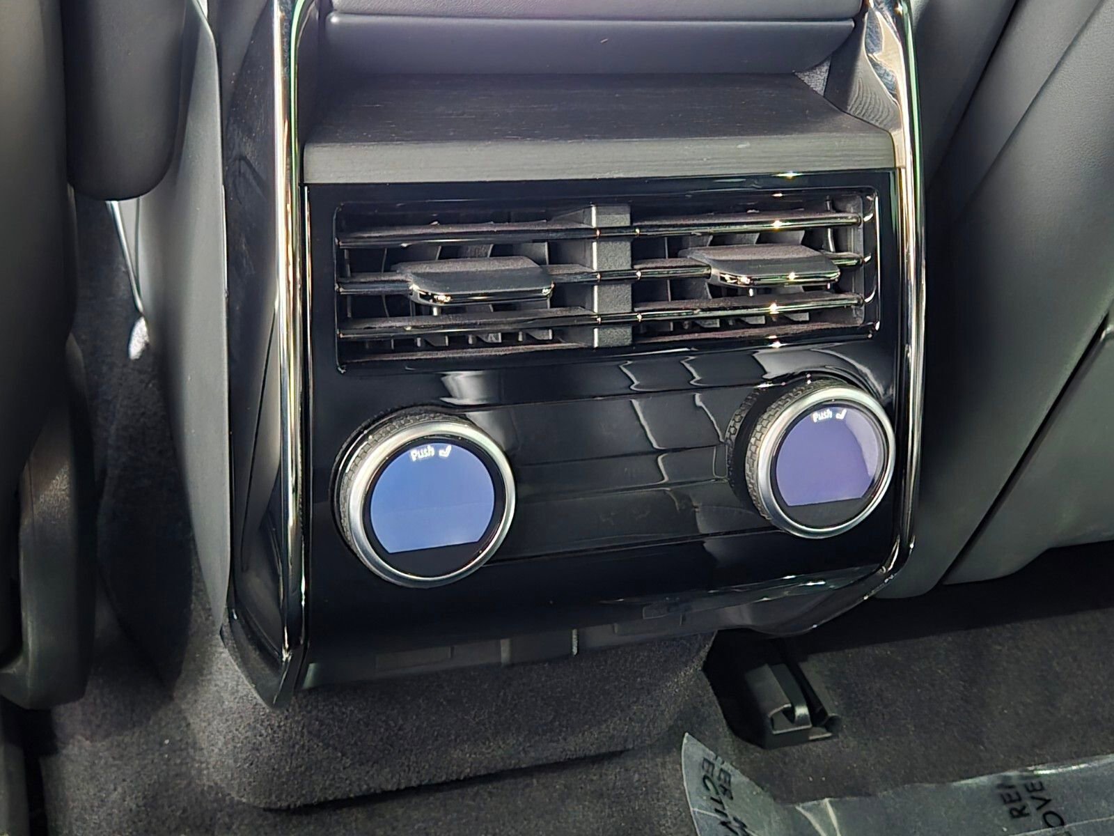 Used 2025 Land Rover Range Rover Sport Dynamic SE image 14