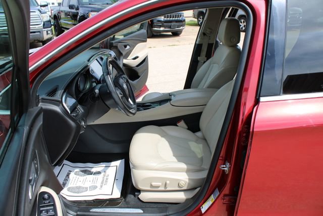 Used 2017 Buick Envision Preferred FWD image 13