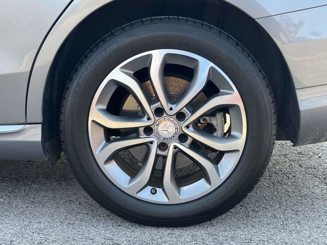 Used 2016 Mercedes-Benz C 300 4MATIC Sedan image 11