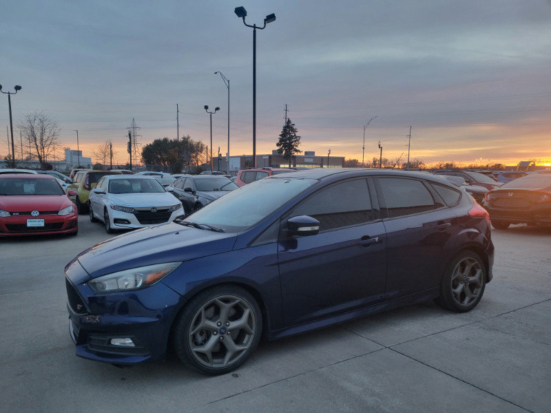 Used 2016 Ford Focus ST image 4