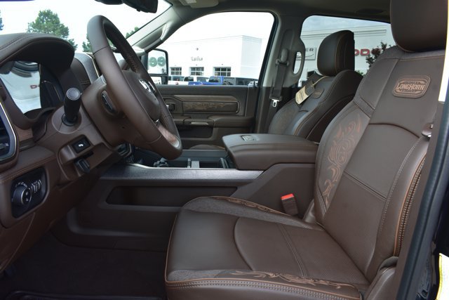 New 2026 RAM 2500 Limited AWD/4WD image 19