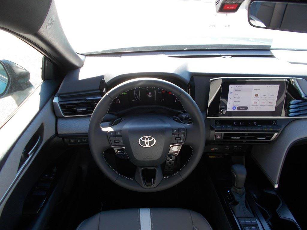 Used 2026 Toyota Camry SE w/ Convenience Package image 14