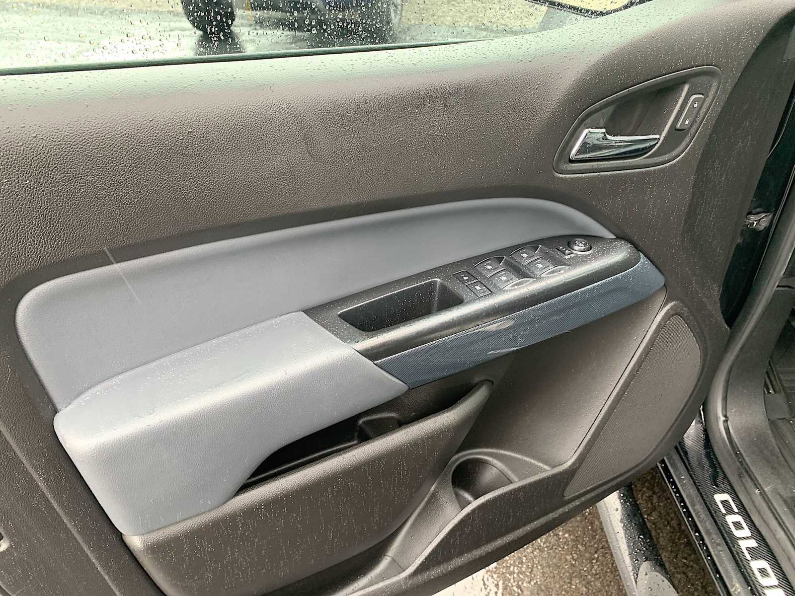 Used 2018 Chevrolet Colorado Z71 w/ LPO, Premium Interior Package image 20