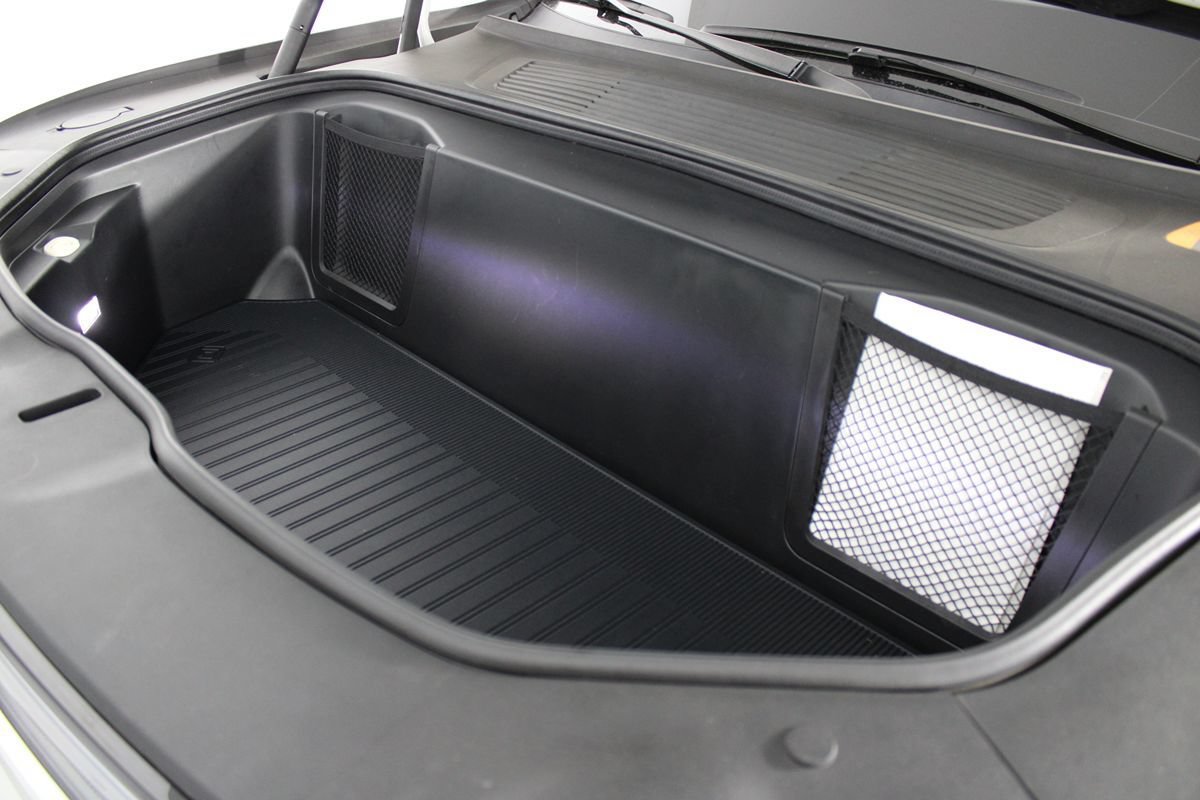 Used 2025 Rivian R1S Adventure Dual AWD/4WD image 39