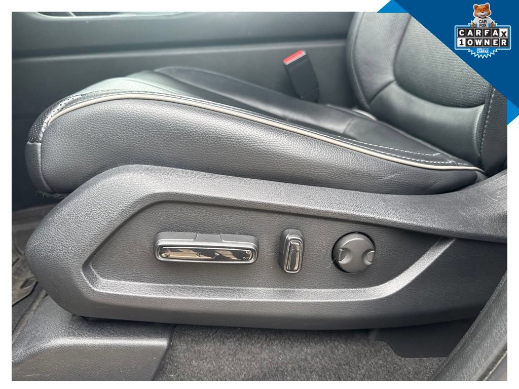 Used 2023 Honda Pilot Elite image 21